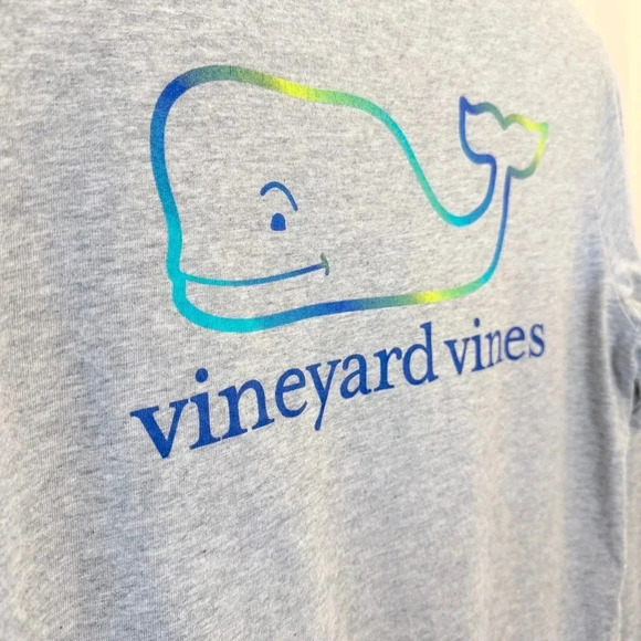 Vineyard Vines Boys Size M Three Tone Ombre Whale Long-Sleeve Pocket Tee Casual - Picture 10 of 13